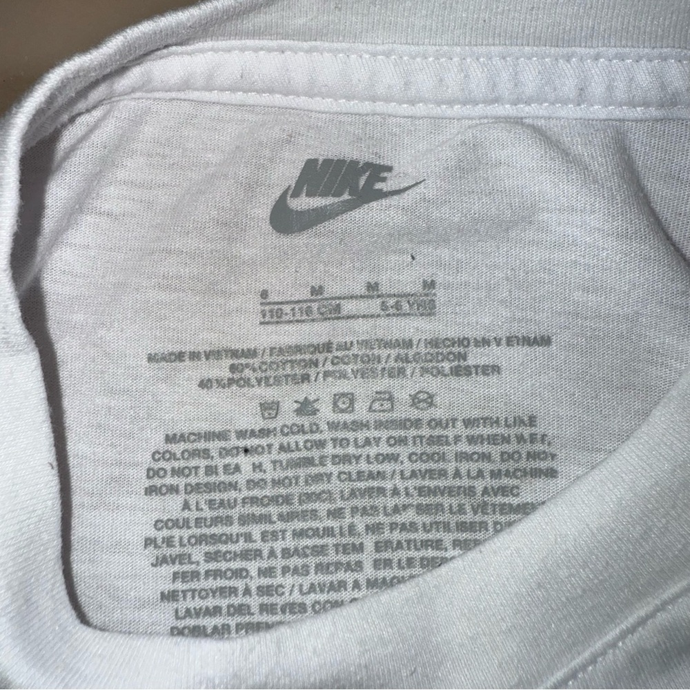 Kids' Nike Sportswear T-Shirt + Jogger Set size 6 - Picture 3 of 8